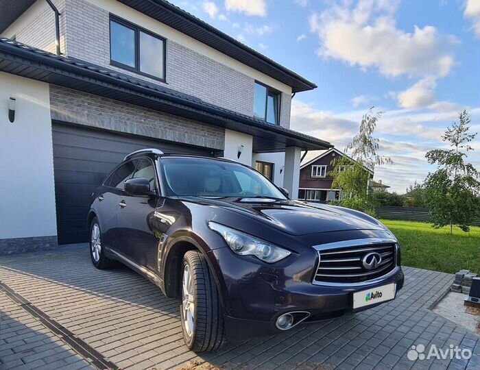 Infiniti FX37 3.7 AT, 2013, 236 000 км