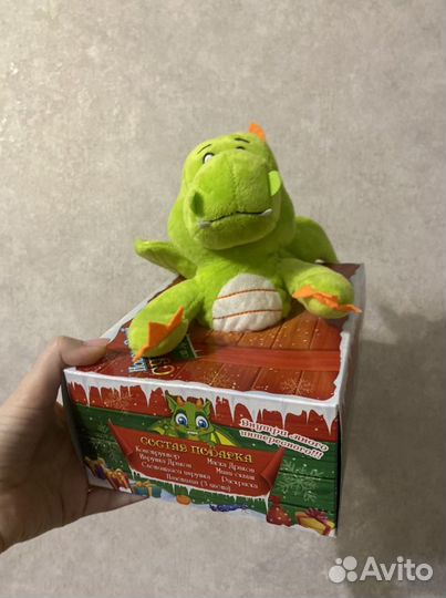 Новогодний подарок дракон в коробочке (дракоша)