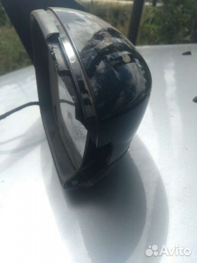 Правое зеркало Volkswagen polo