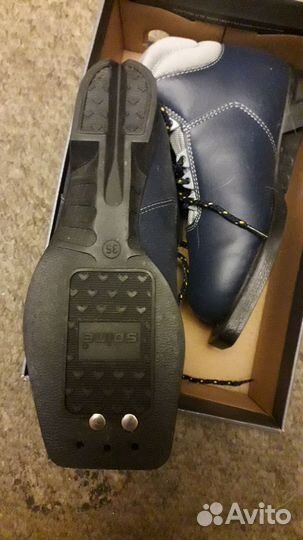 Лыжные ботинки