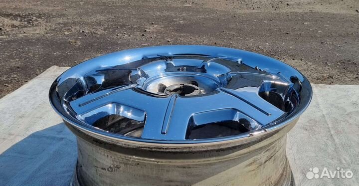 Диск Rolls-Royce R21 хром