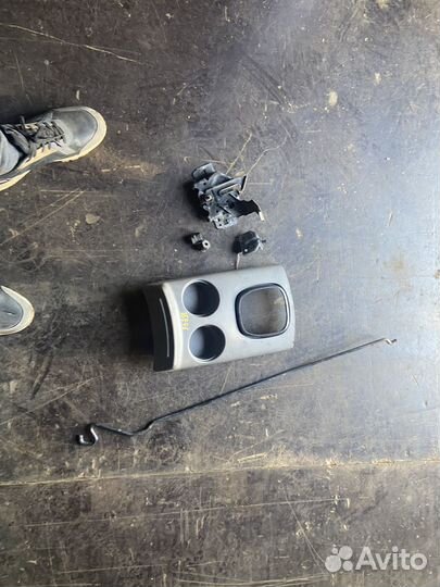 Запчасти для mazda tribute