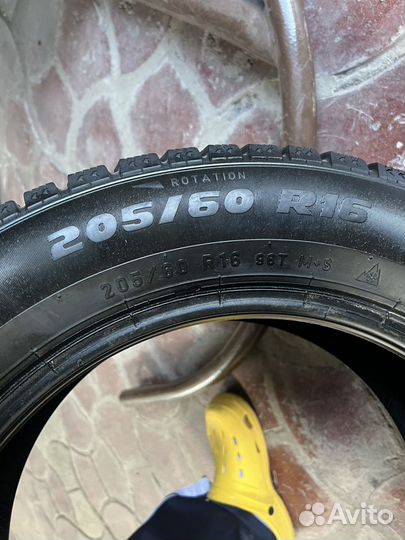 Formula Ice 205/60 R16