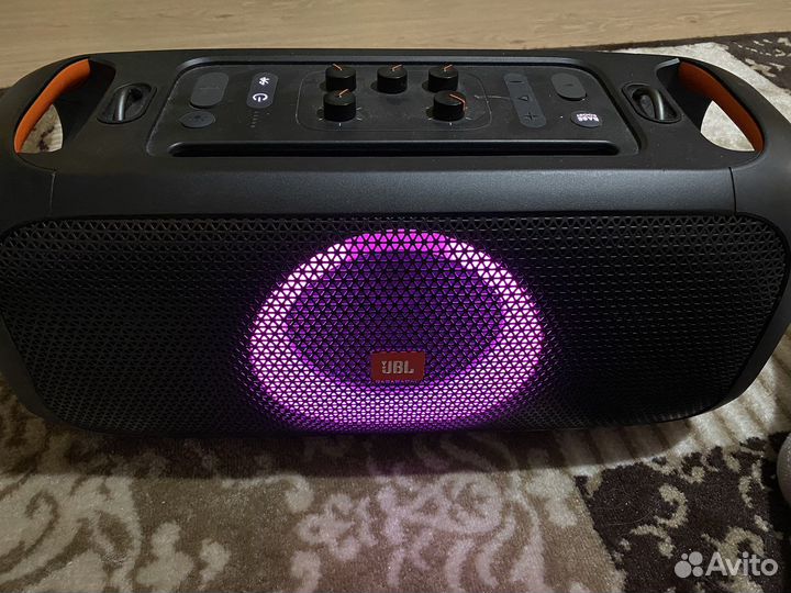 Колонка jbl