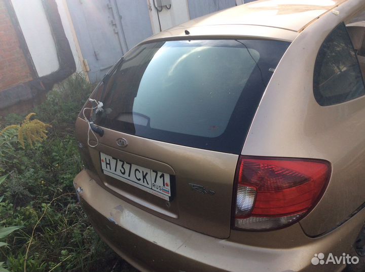Киа Рио1 в разборе
