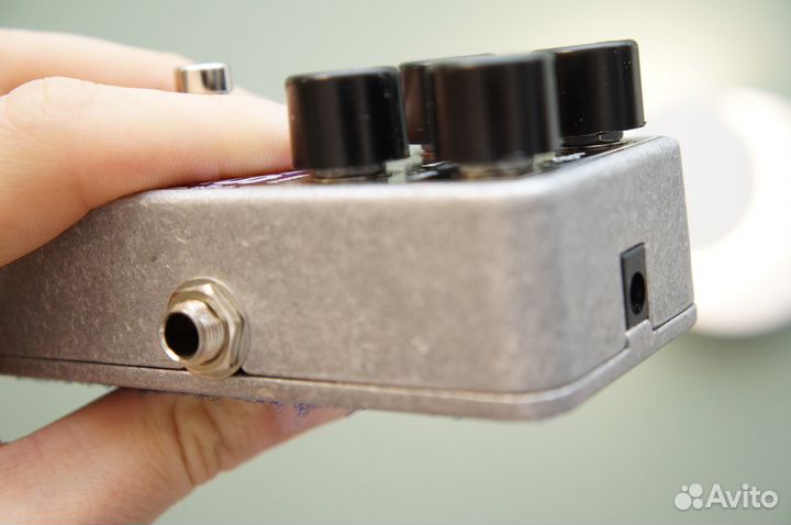 Отправлен доставкой EHX ElectroHarmonix Bass Clone