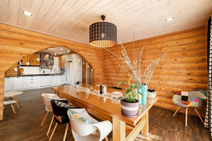 Дом 200 м² на участке 8 сот.