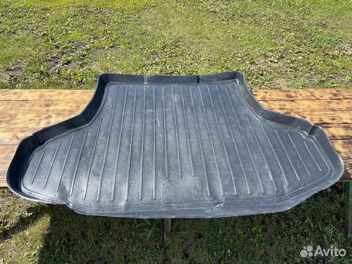 Коврик багажника priora седан