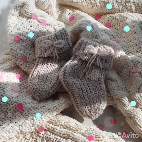 Гипоаллергенные вязаные носочки для новорождённого