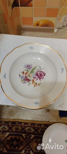 Тарелка обеденная большая Дулево