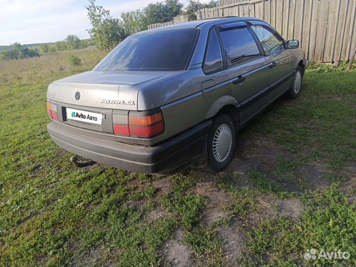 Volkswagen Passat 1.6 МТ, 1990, 243 217 км