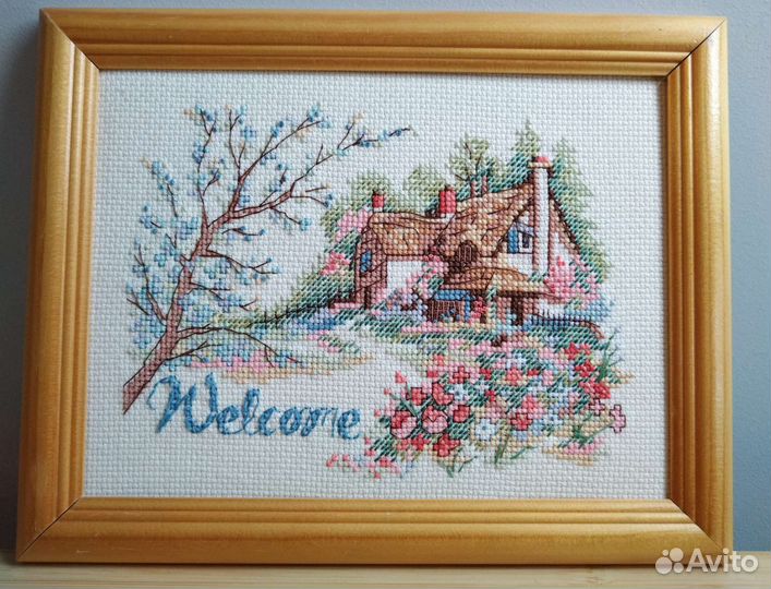 Картина вышитая крестом. Ручная работа