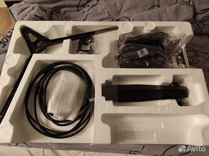 Монитор MSI G24C4 E2, VA, 1920x1080, 180 Гц