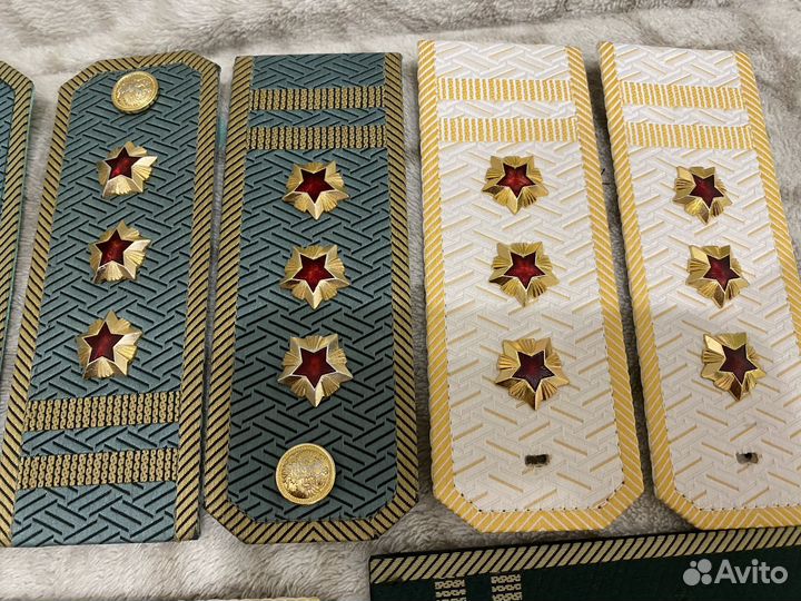 Звезды, погоны