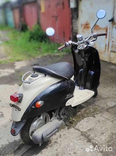 Yamaha Vino скутер в ретро-стиле