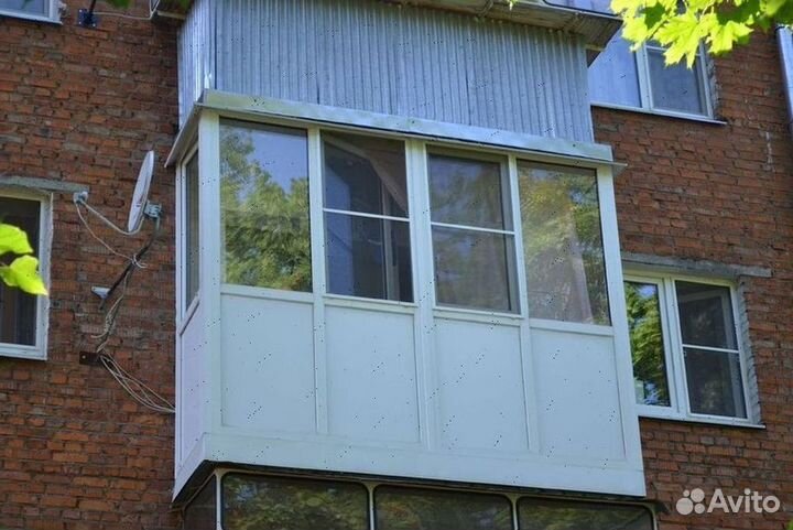 Пластиковый балкон с установкой