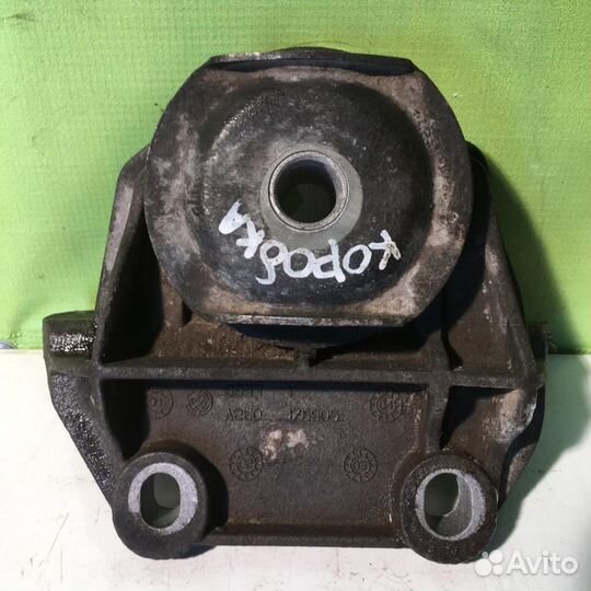 Опора кпп левая Фиат Стило