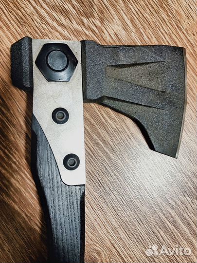 Топор Варяг