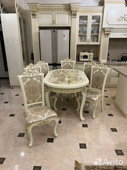 Кухонный стол и стулья А18