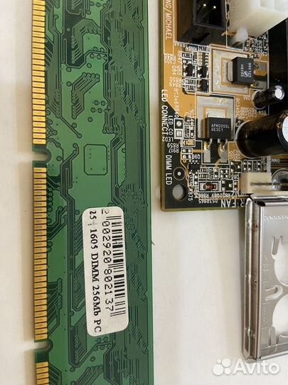 Материнская плата S370 mATX + процессор Cel 1,2 +