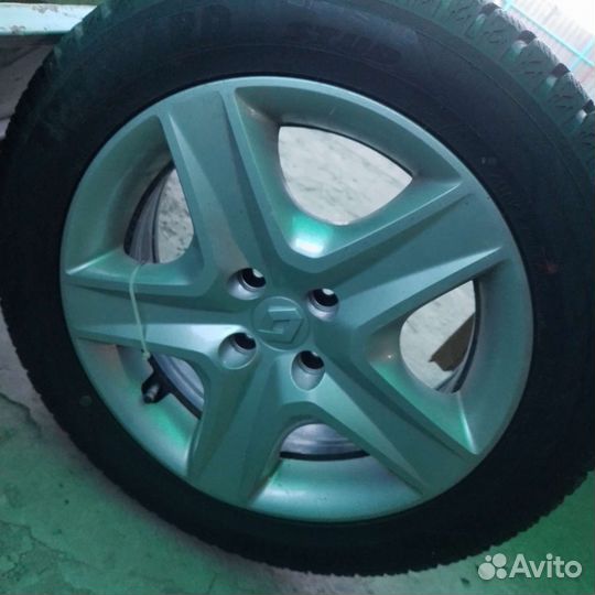 Yokohama Ice Guard Stud IG55 205/55 R16