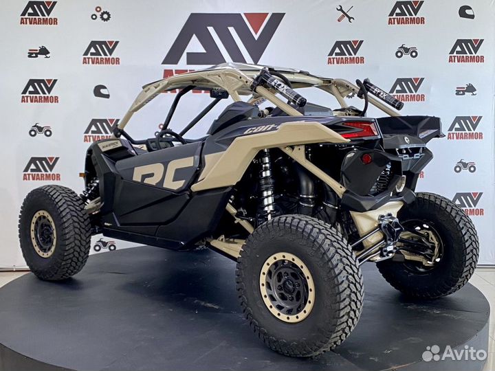 Мотовездеход BRP Can-Am Maverick X RC Turbo RR