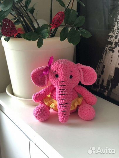 Милый слоник ручной работы