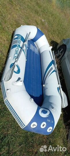 Весельная лодка