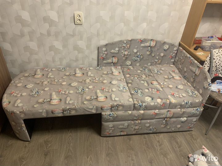 Детский диван бу