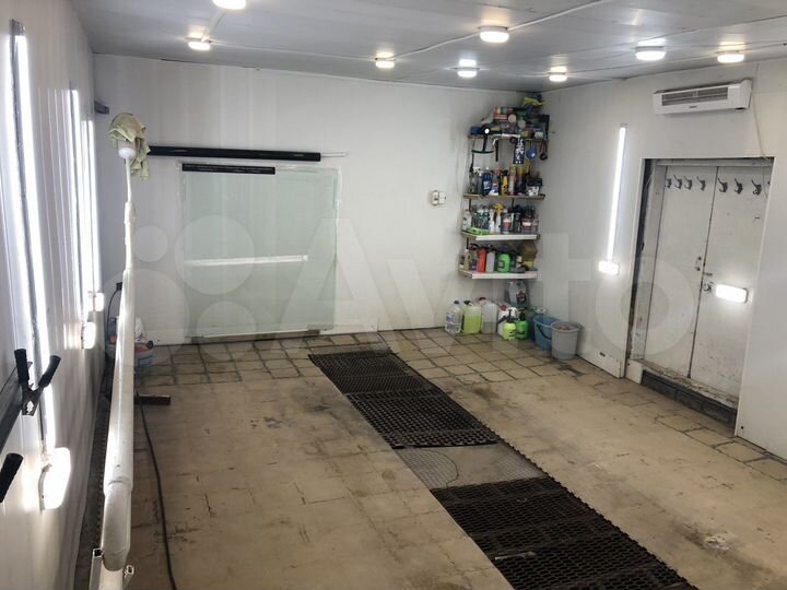 Гараж, > 30 м²