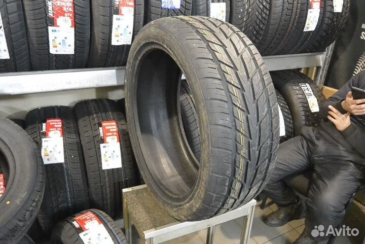 iLink SpeedKing 07 275/45 R20 110V