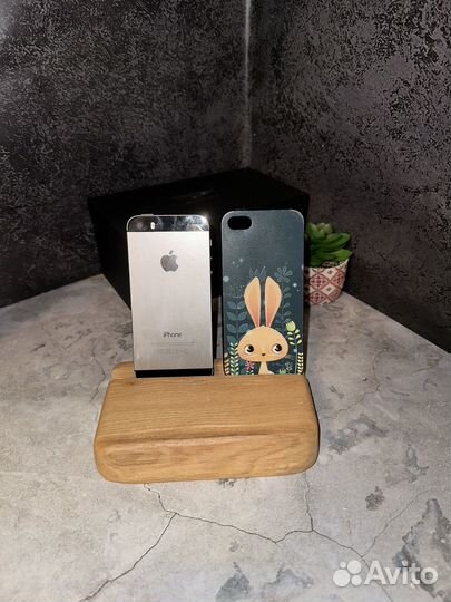iPhone 5S, 16 ГБ