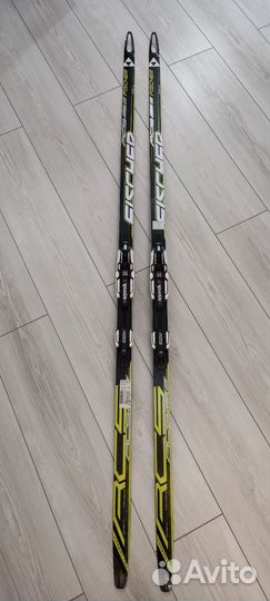 Беговые лыжи