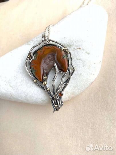 Кулон из агата