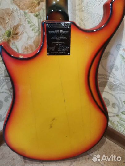 Электро гитара 650