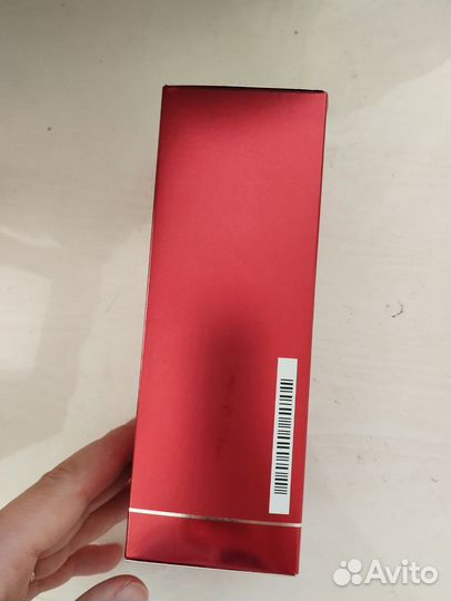 Yves Saint Laurent ManifestoRed