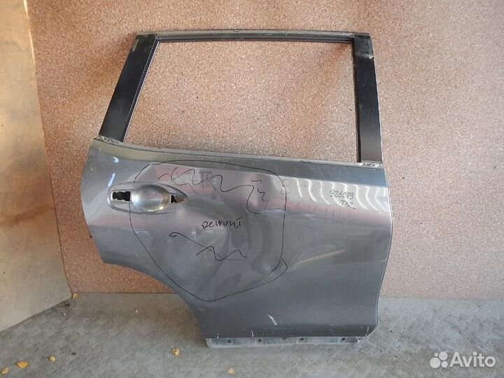 Дверь задняя правая Nissan X-Trail