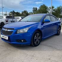 Chevrolet Cruze 1.6 AT, 2009, 182 000 км, с пробегом, цена 665 000 руб.