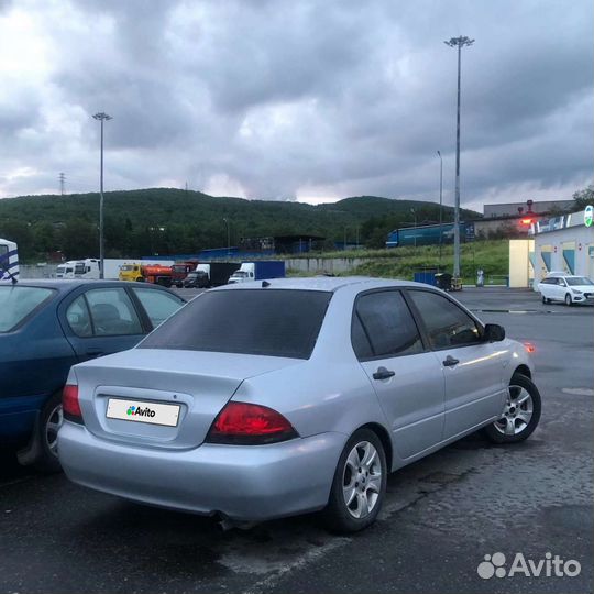 Mitsubishi Lancer 1.6 МТ, 2003, 250 000 км