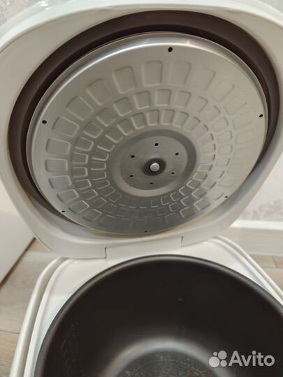 Мультиварка Magnit SMART Cook