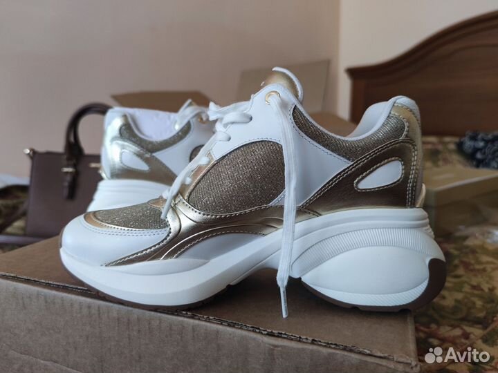 Кросовки Michael Kors Zuma Trainer