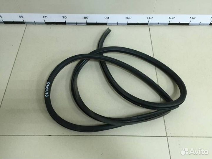 Уплотнитель проема двери передней правой Kia Spect