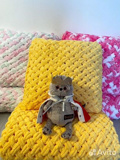 Плед детский вязаный