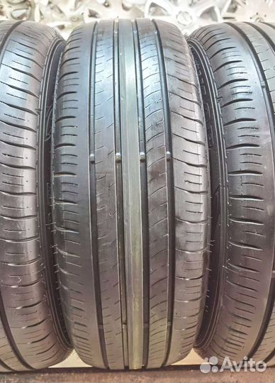 Dunlop Enasave EC300+ 215/60 R17 96H