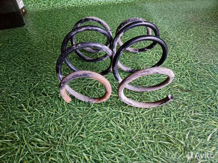 Пружины передние Рено Логан 2 2014 г