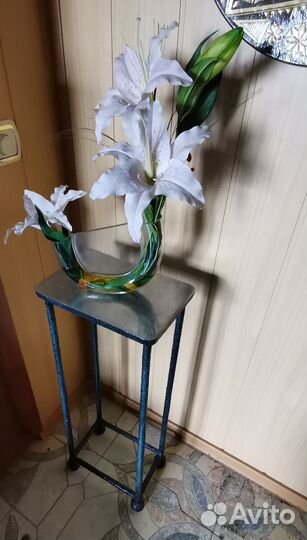 Подставка под цветы