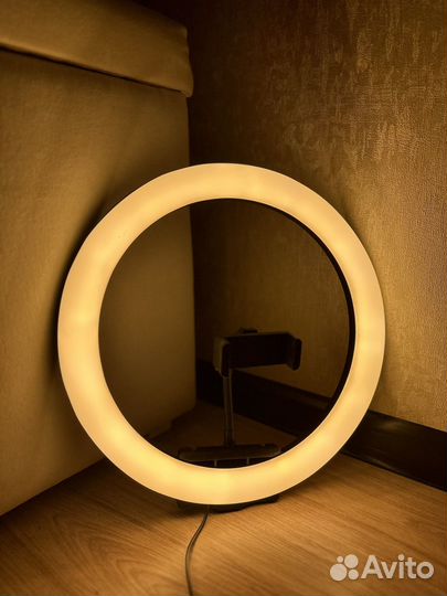 Кольцевая лампа без штатива
