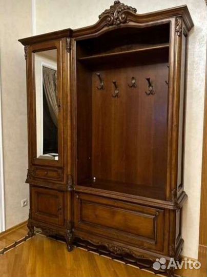 Румынская прихожая от рояль