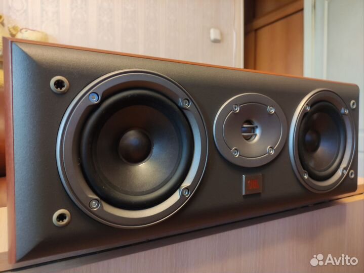 JBL центральный канал