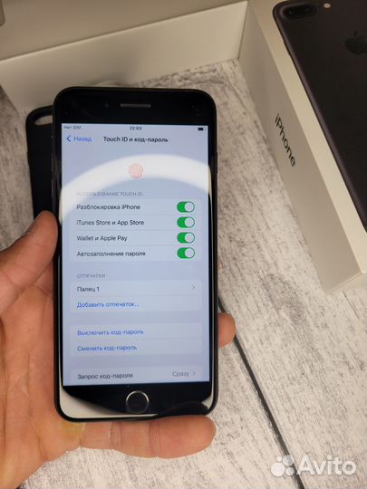 Мобильные телефон iPhone 7Plus 128gb